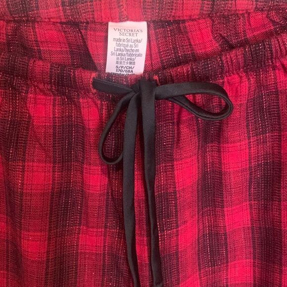 Victorias Secret Red Plaid Pajamas - Picture 4 of 5